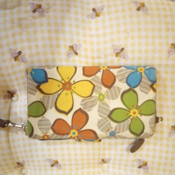 Colorful Floral Relic Wallet - Picture 2 of 6